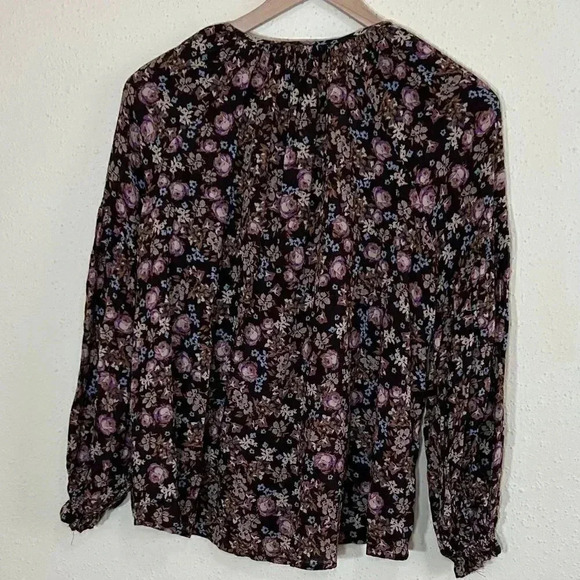 2/$30 Olivaceous Size Medium Floral Flowy Boho Romantic Top Blouse Shirt - Picture 2 of 9